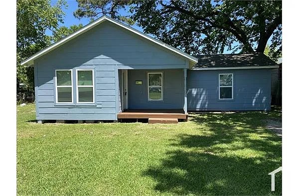 Texas City House: 806 4th Ave N