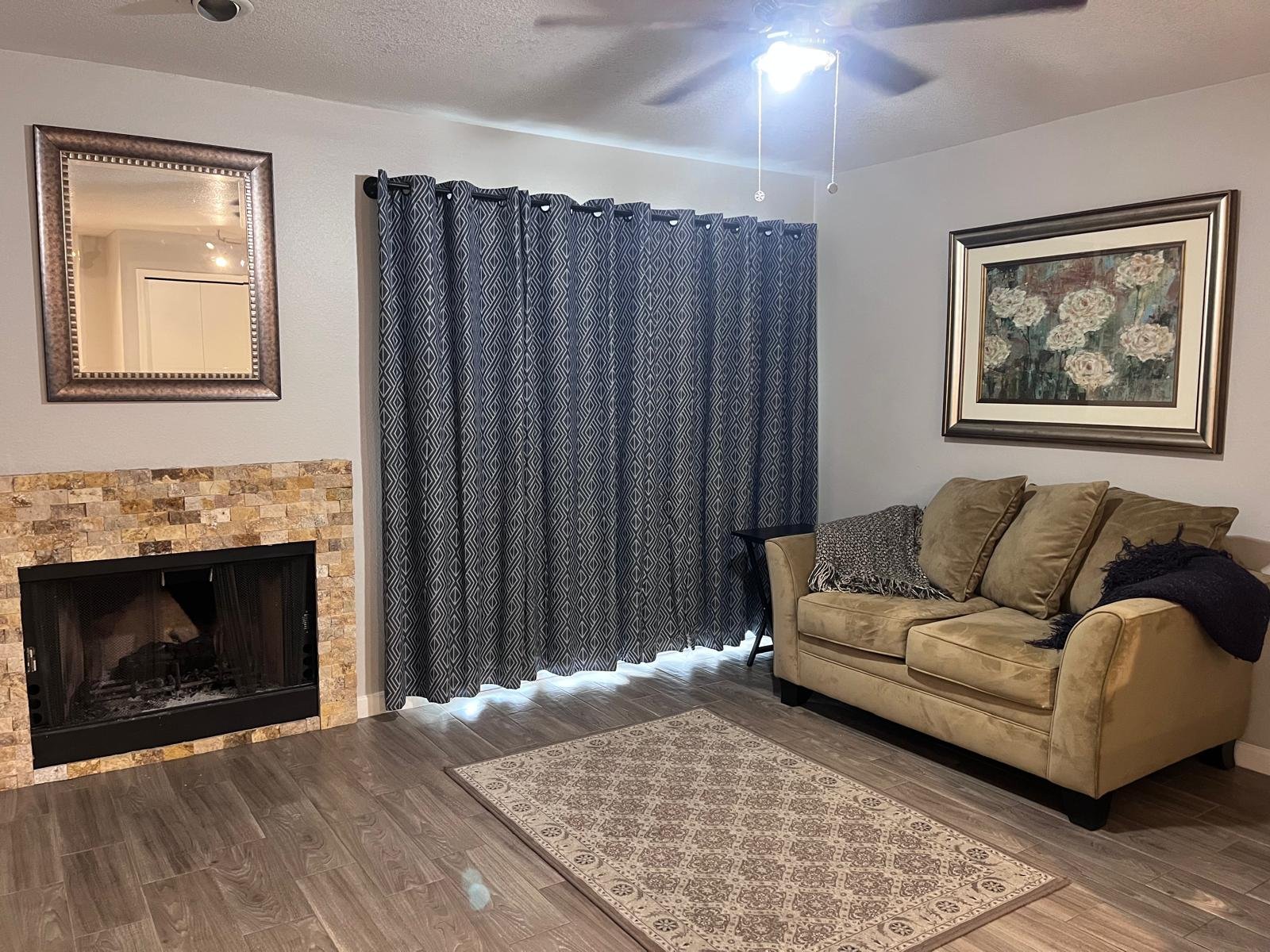 Mesa Condo: 533 W Guadalupe Rd