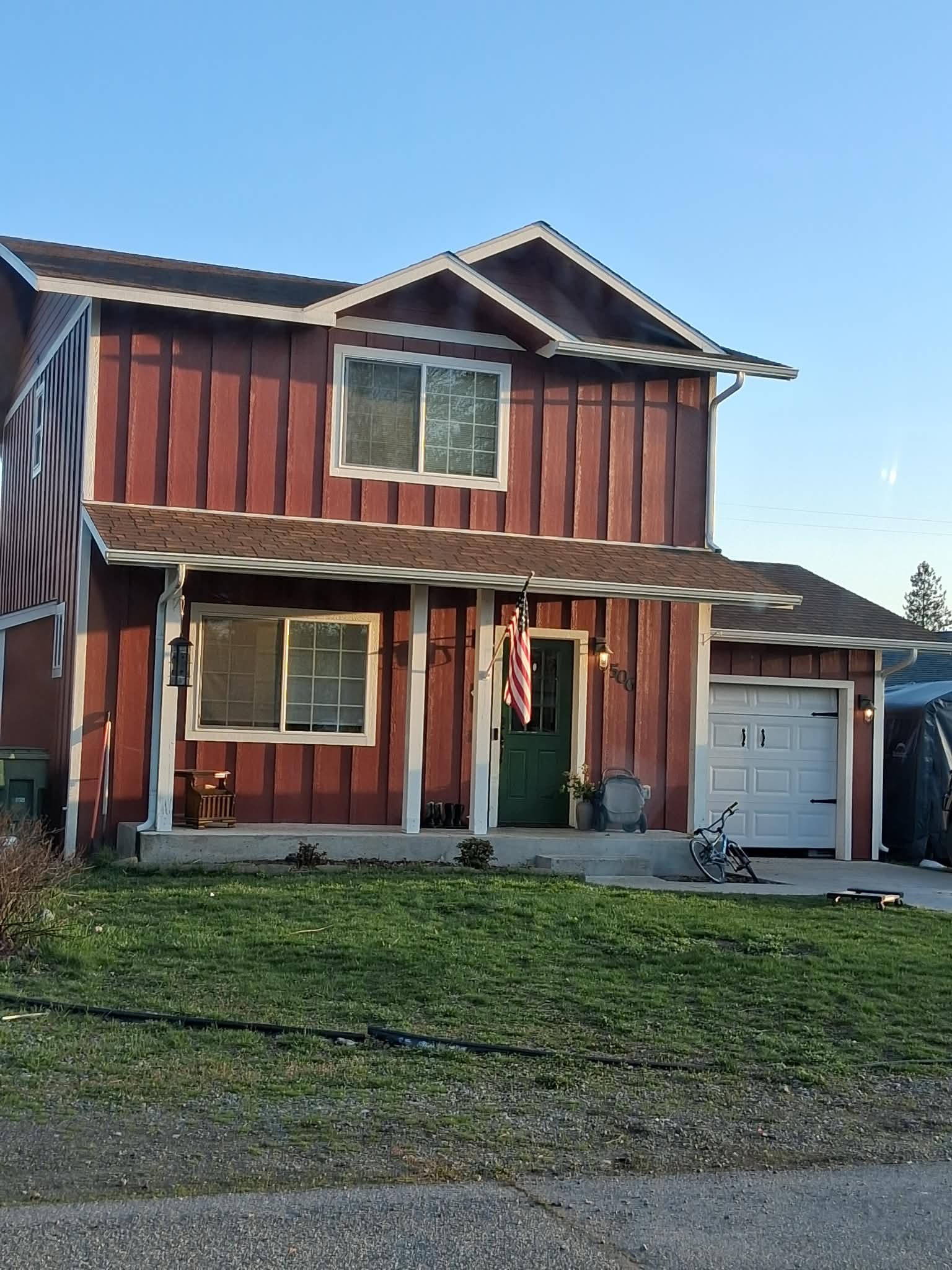 post falls House: 506 E 14th Ave