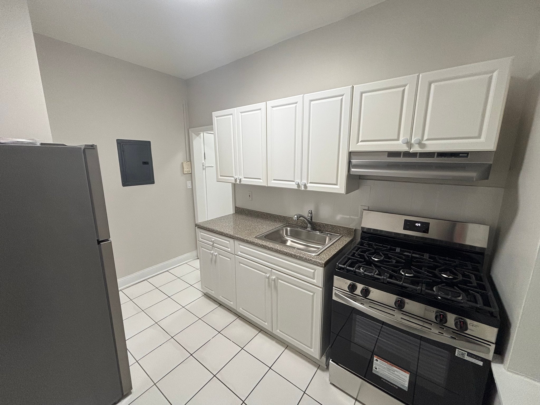 West New York Apartment: 332 61st St