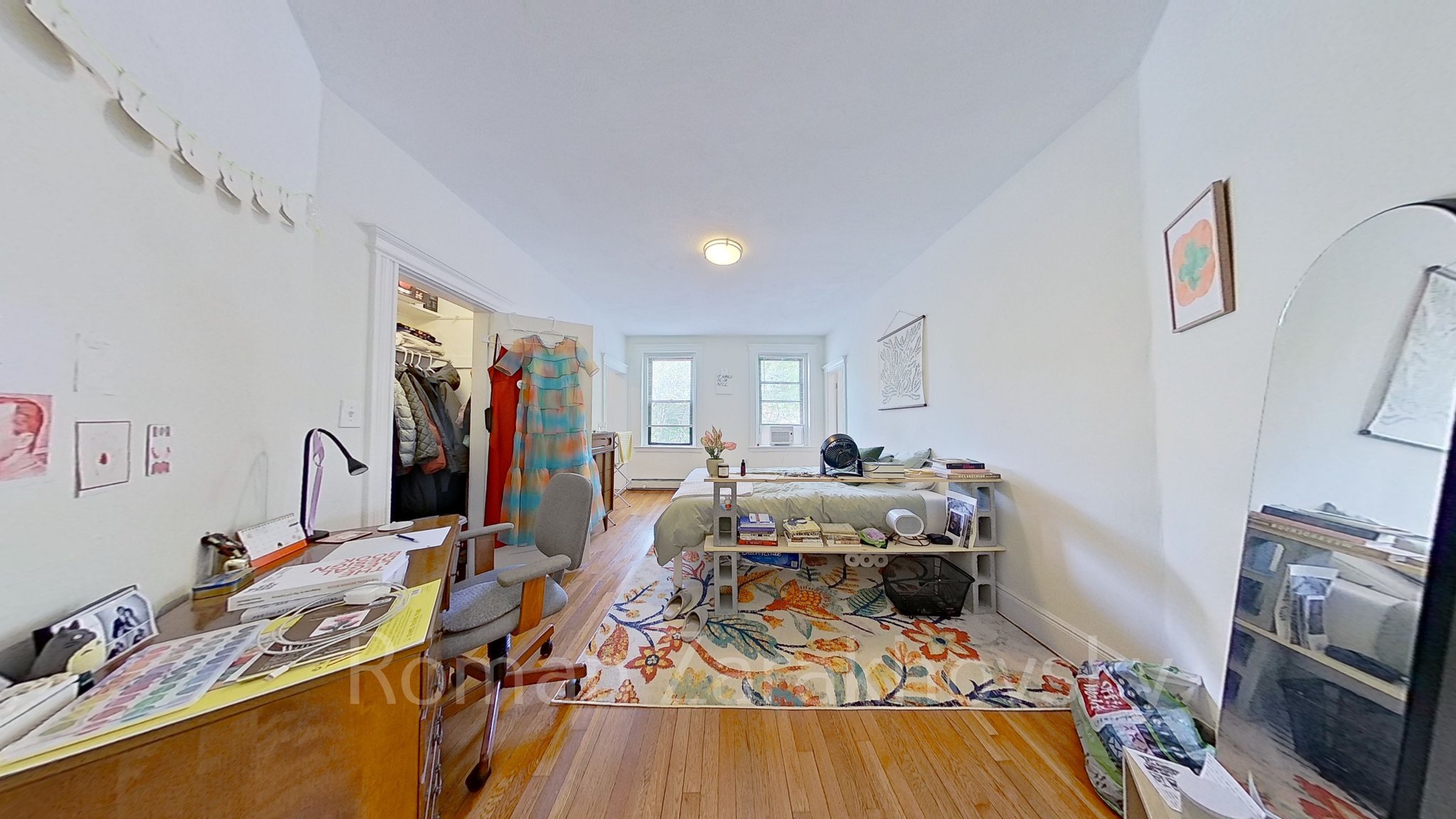 Alston Apartment: 74 Brainerd Road