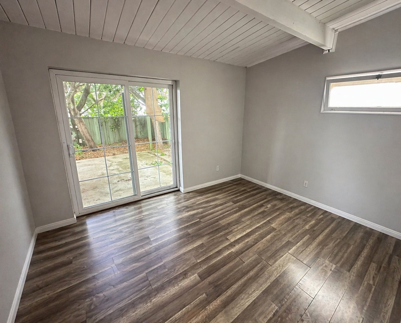 Pomona House: 892 Vassar St