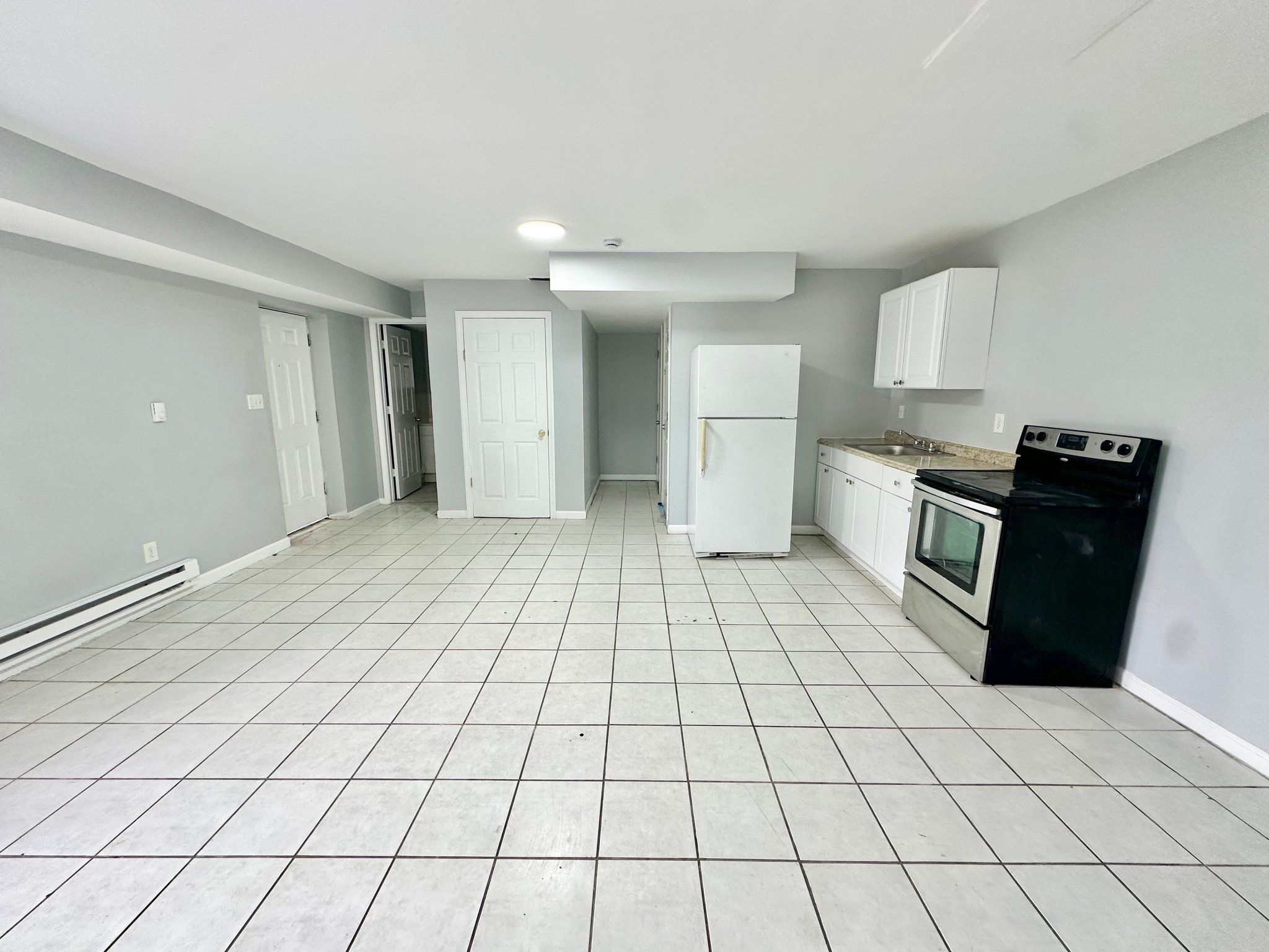 Newark Apartment: 531 S 18th St