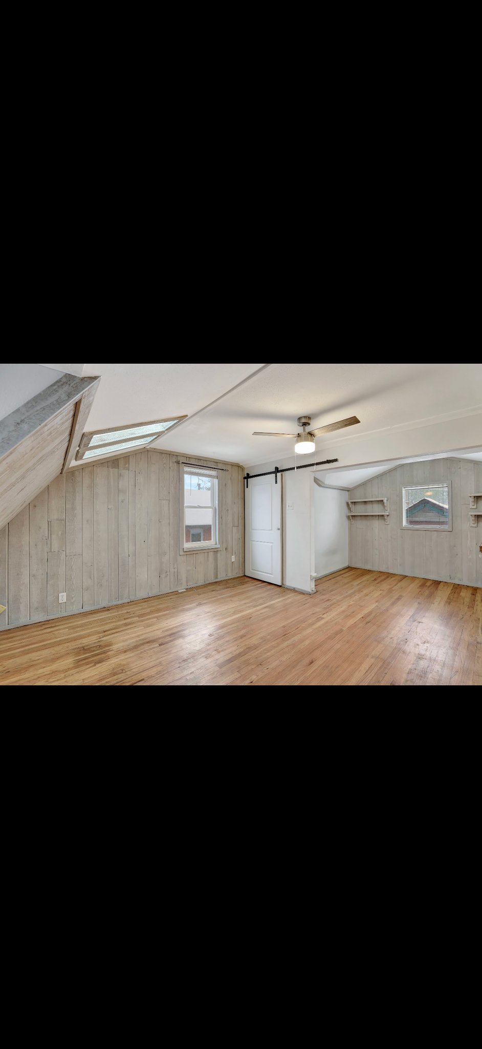 Denver House: 511 1/2 s Pennsylvania st