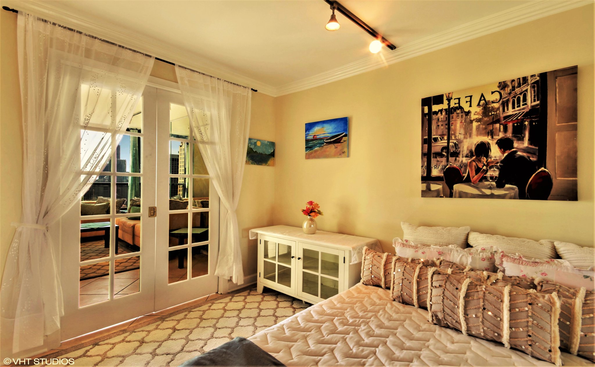 Chicago Condo: 1030 N State Street