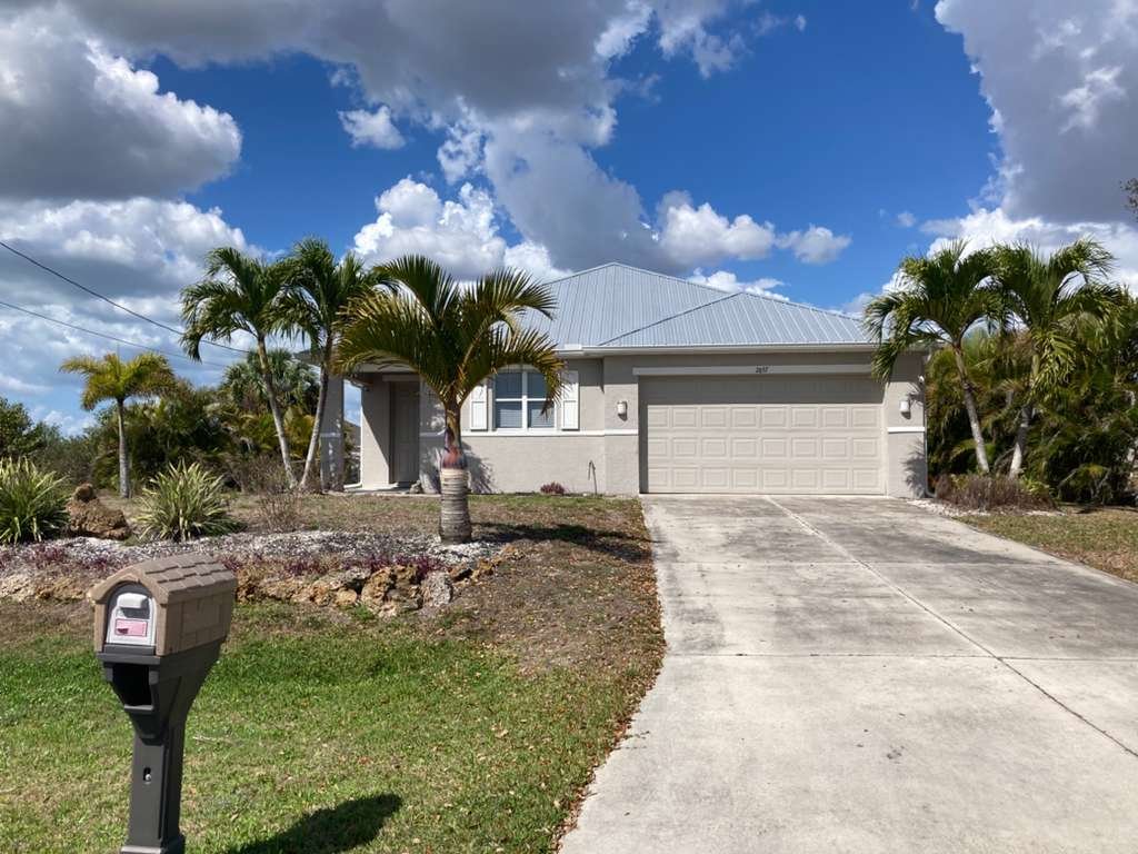 Cape Coral House: 2637 NW 1st St Cape Coral, FL 33993