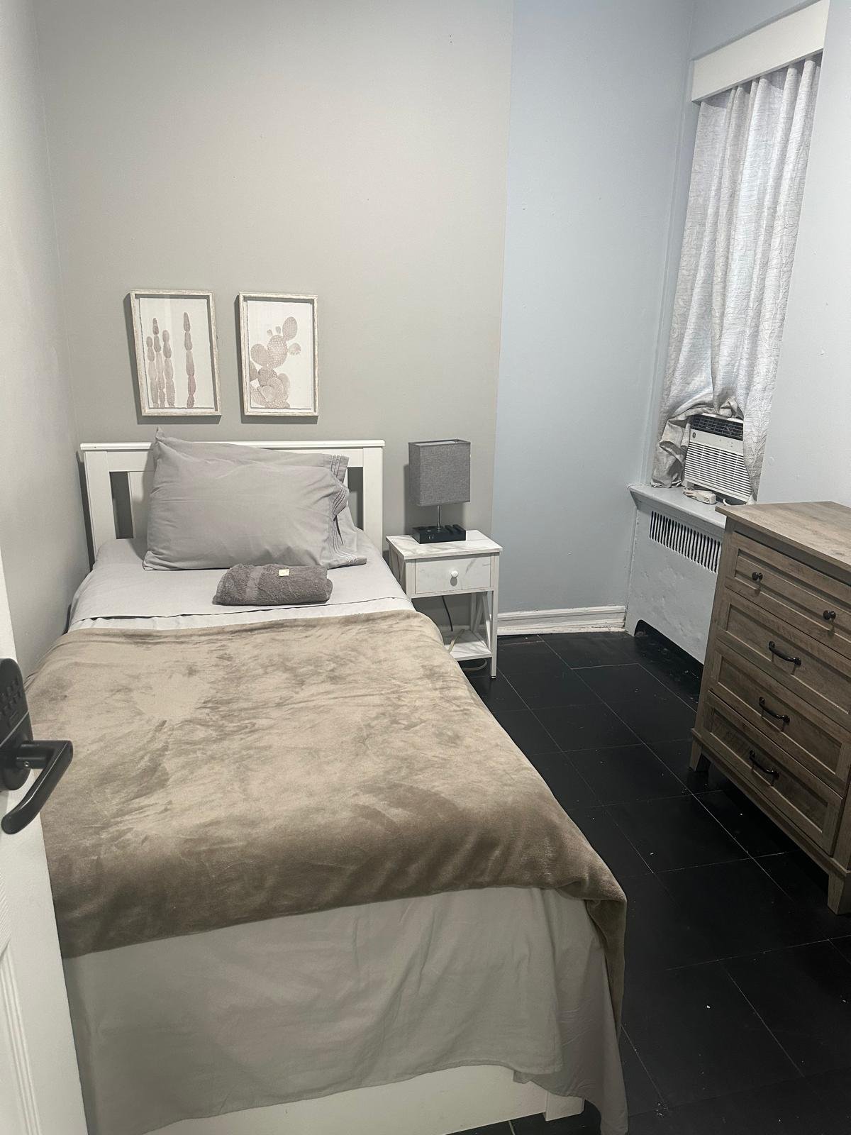 Bronx Apartment: 1200 Woodycrest