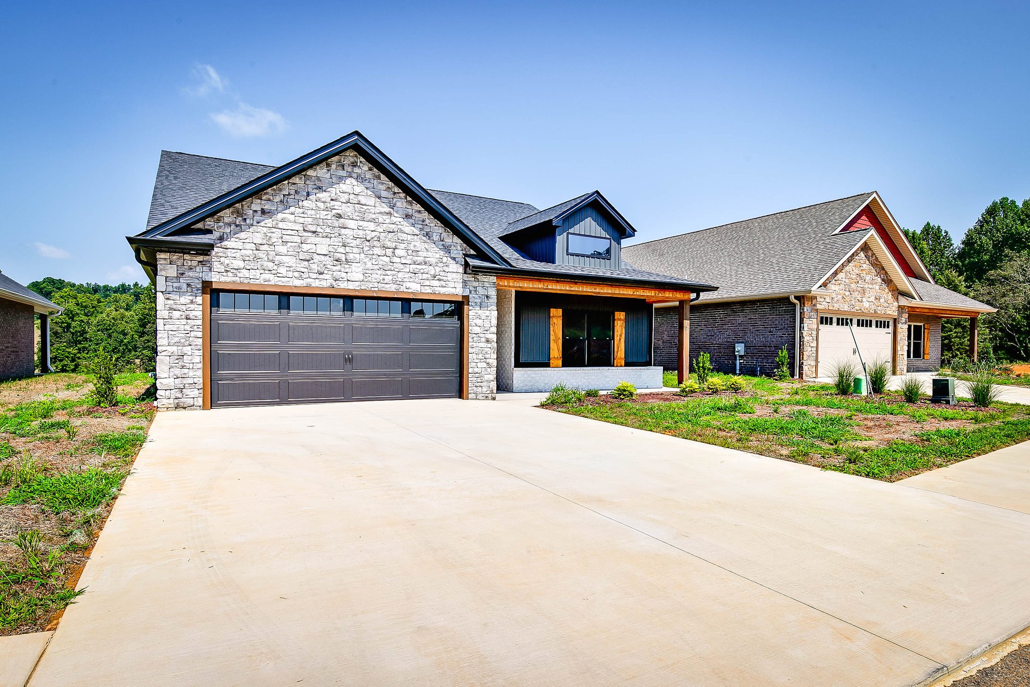 JONESBOROUGH House: 157 Marigold Ln