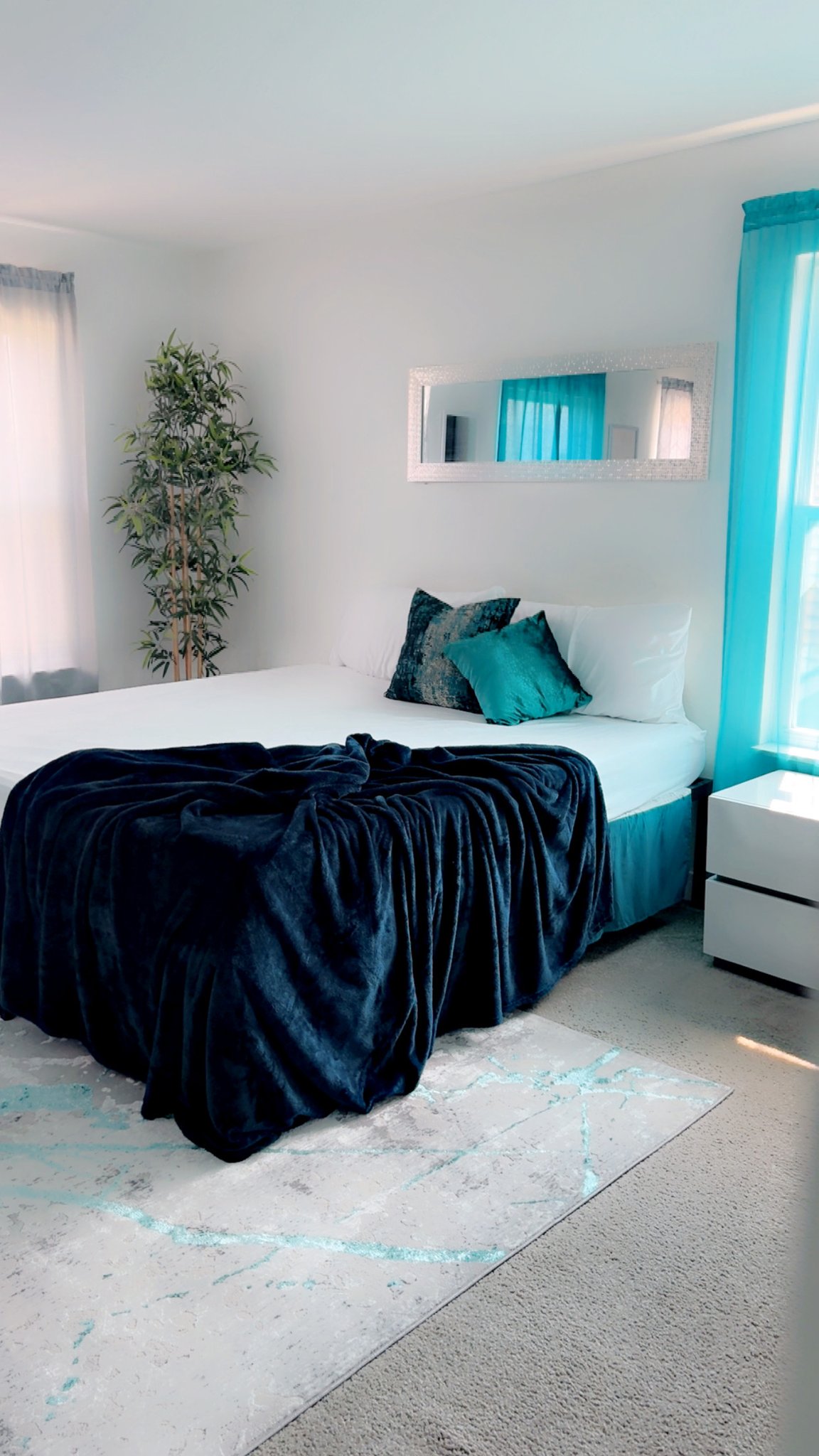 Fortville House: 16148 Lavina Ln