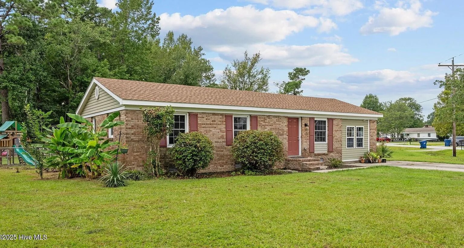 Havelock House: 218 N Nunn