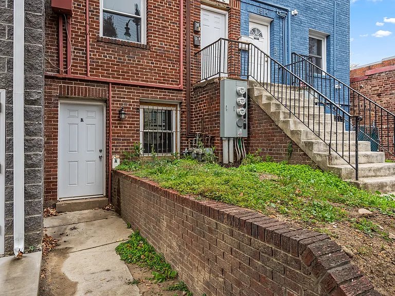 Washington Multiplex: 1812 Benning Rd NE