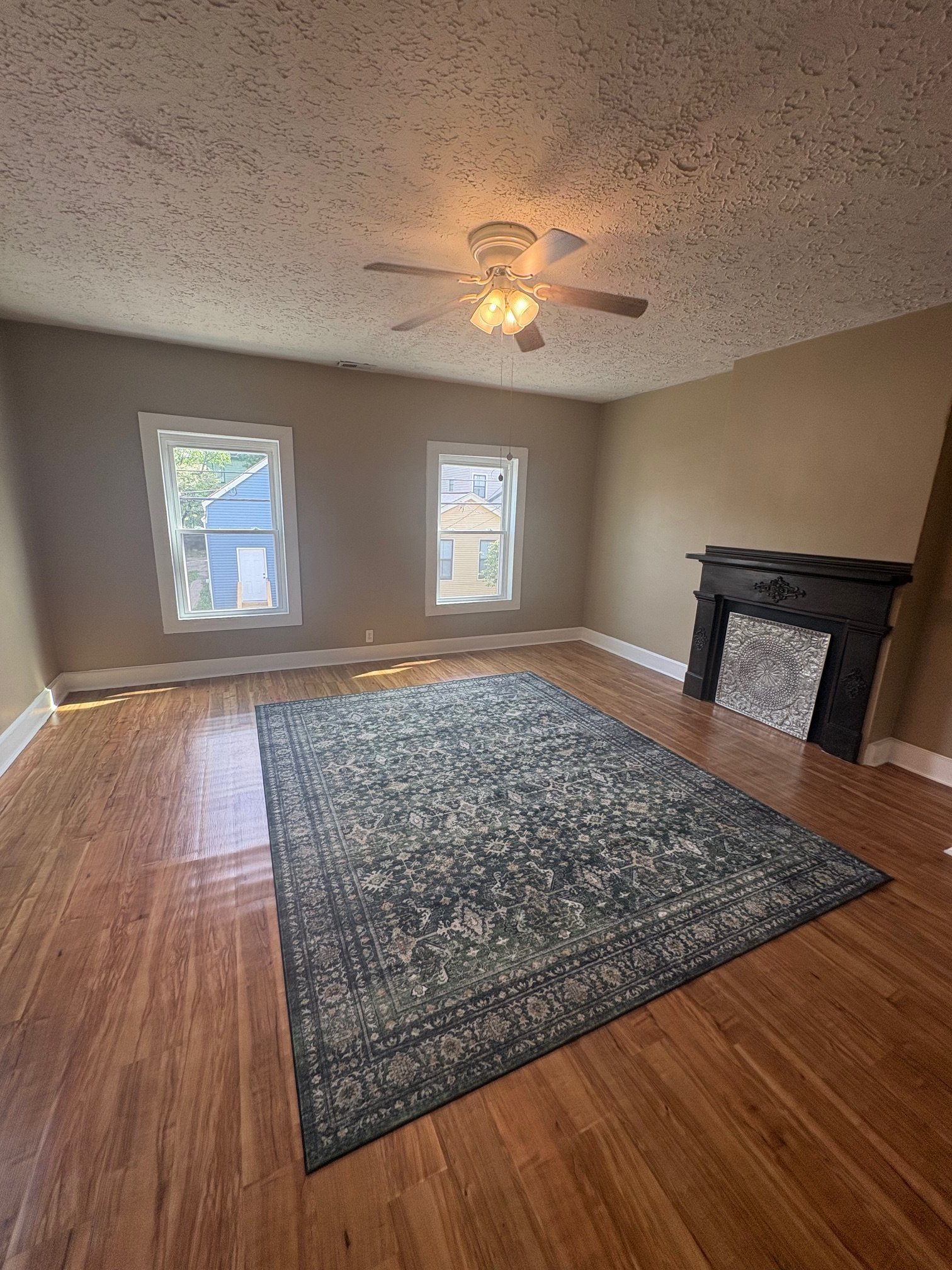 Covington Multiplex: 328 Bush St