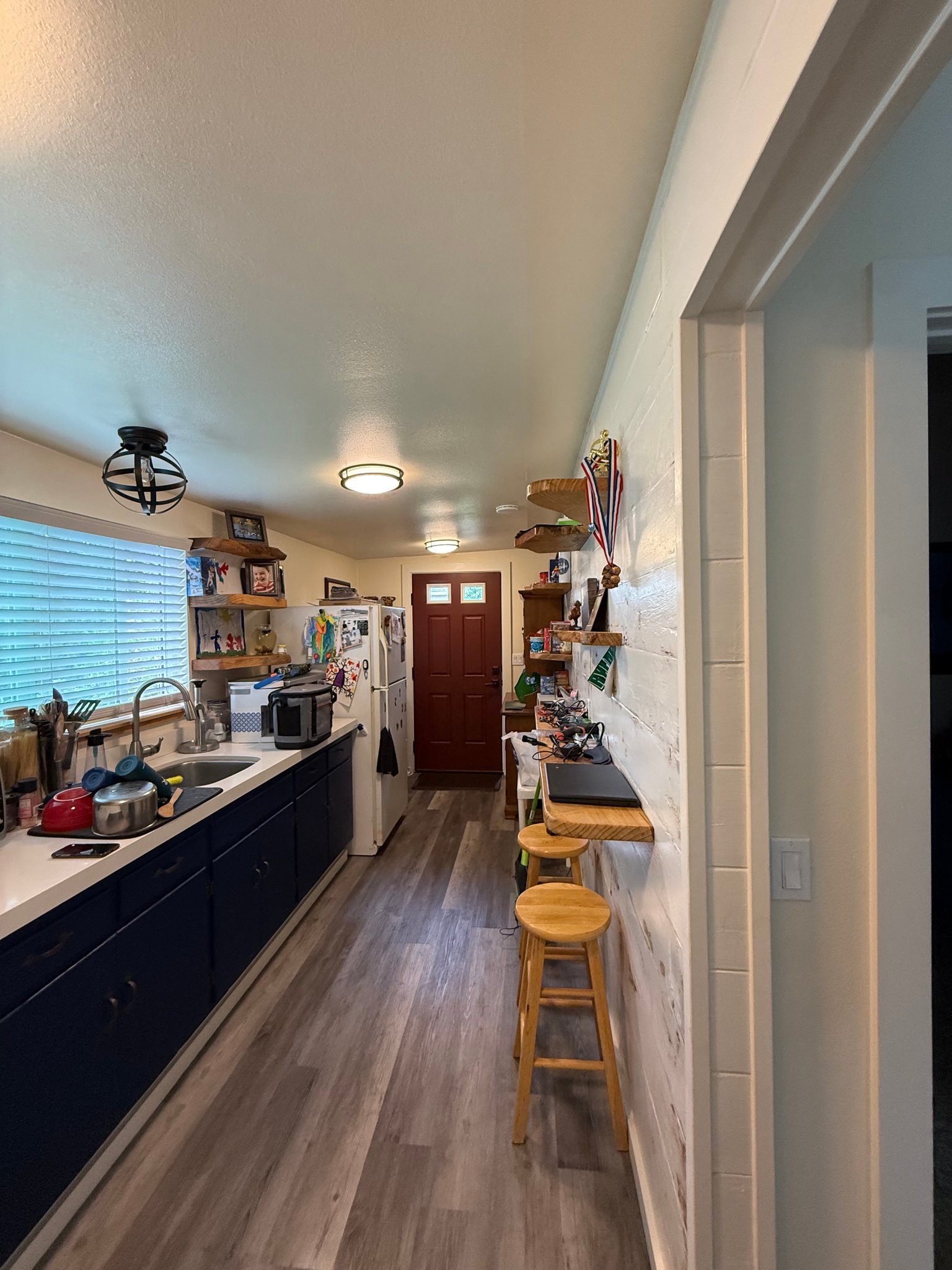 ojai House: 1210 Woodland Ave Apt B