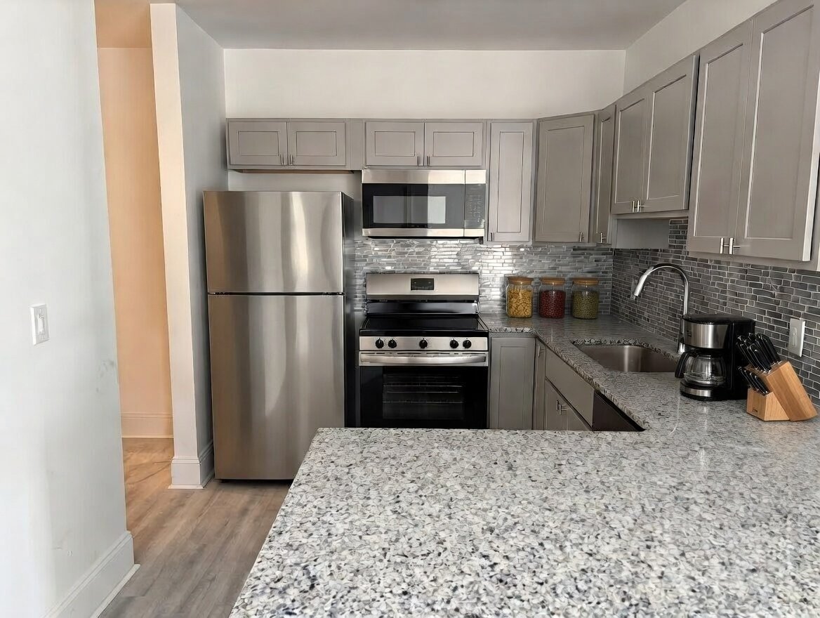 Dover Apartment: 2 Grove St