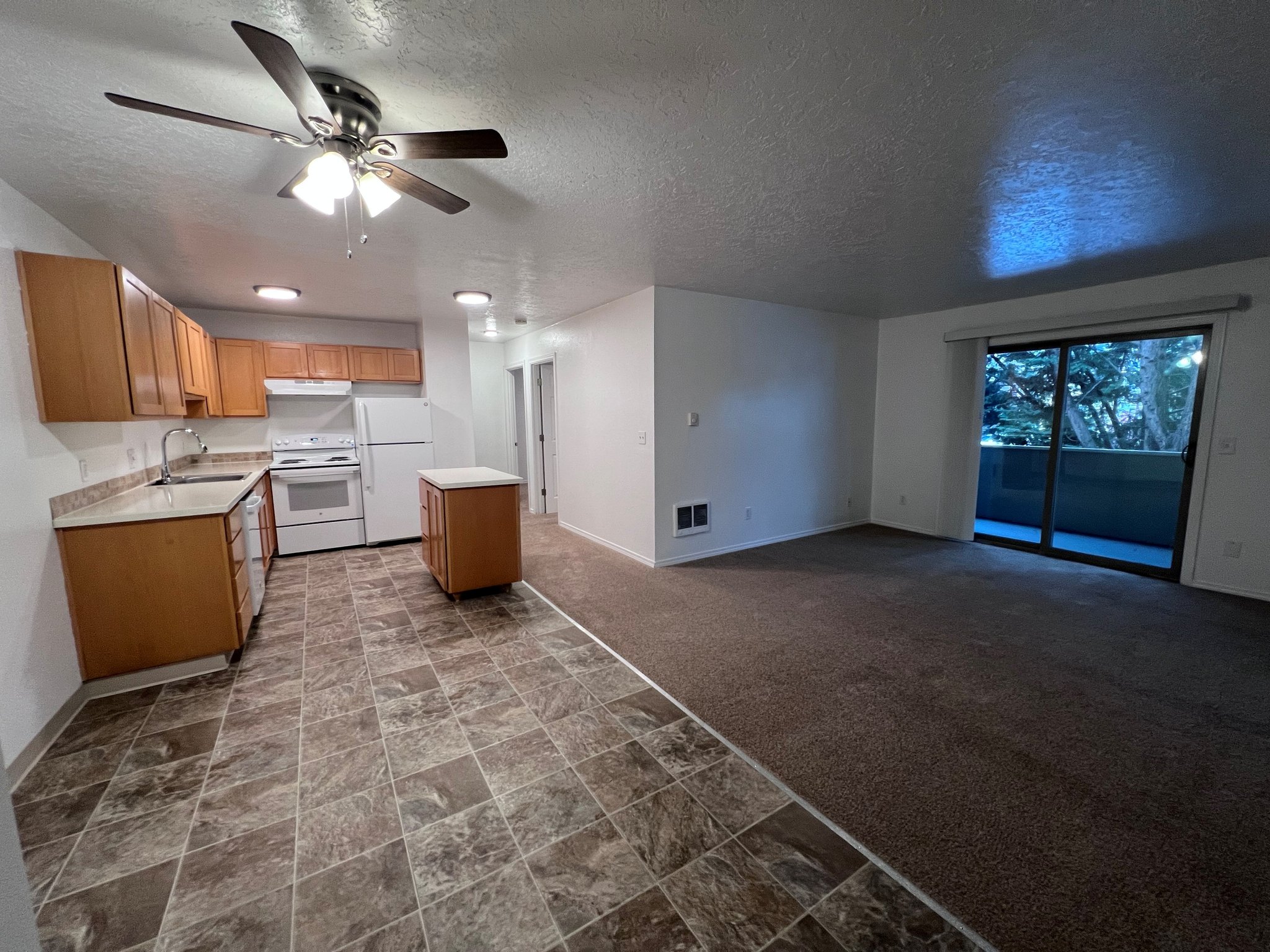 Beaverton Apartment: 17250 SW Heritage Court