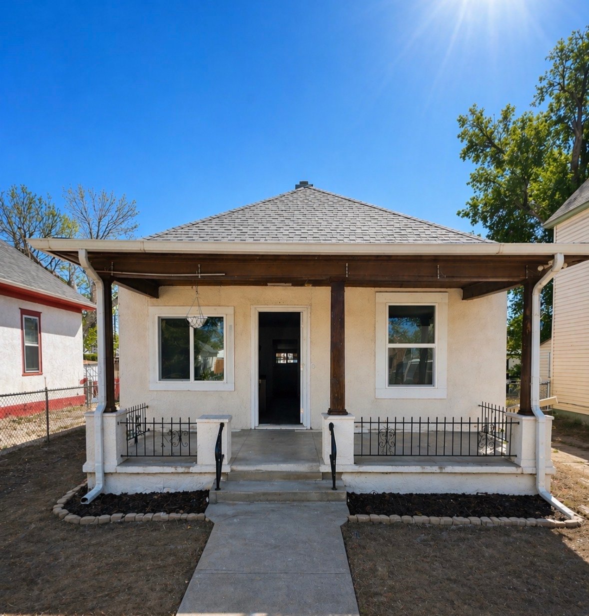 Pueblo House: 1524 Palmer Ave