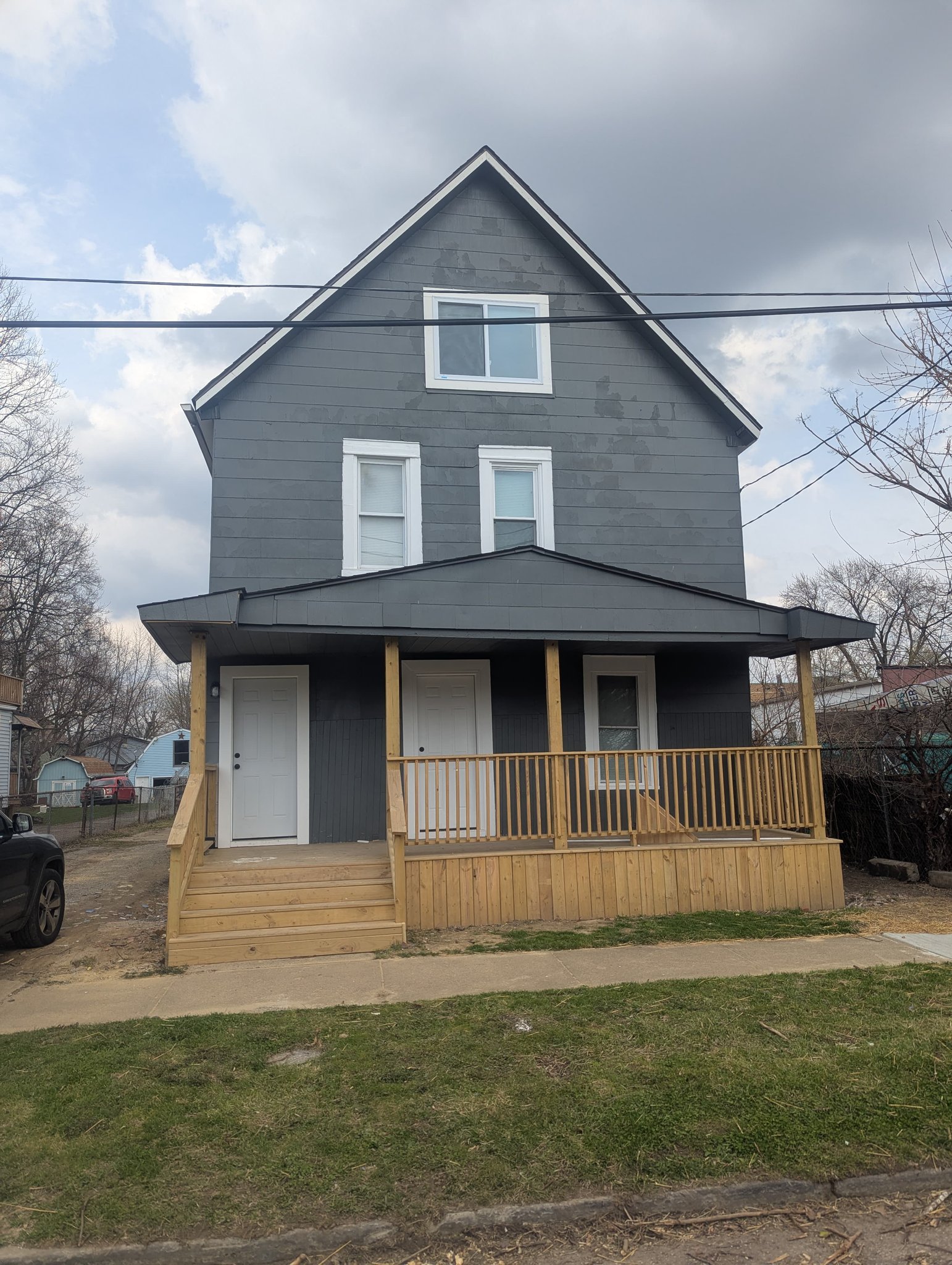 CLEVELAND Multiplex: 3061 W. 46th St.