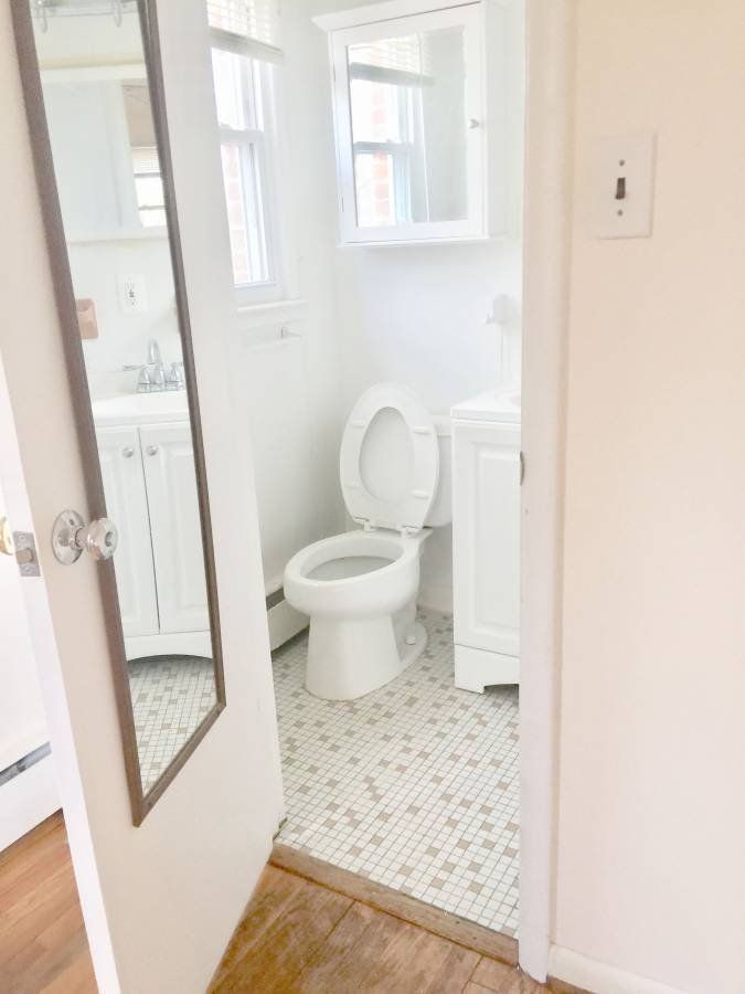 Fairfax House: 4433 village drive