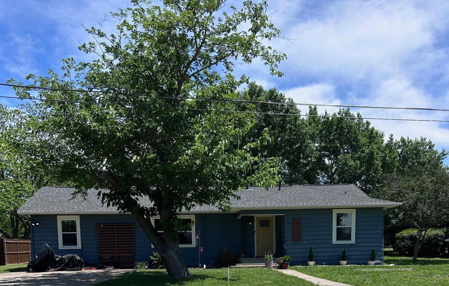 Royse City House: 1102 Walnut St