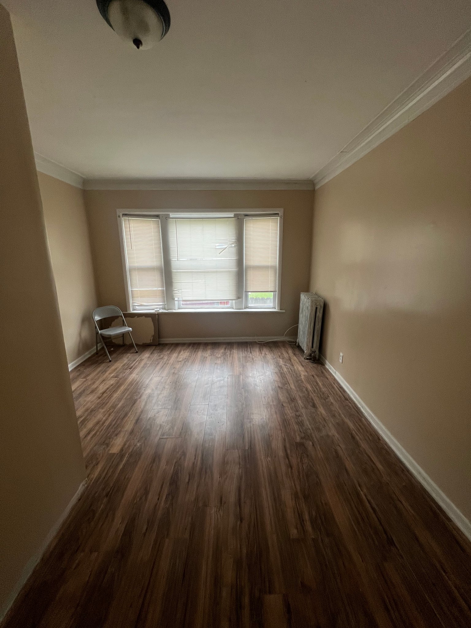 Chicago Apartment: 138 W 70th St