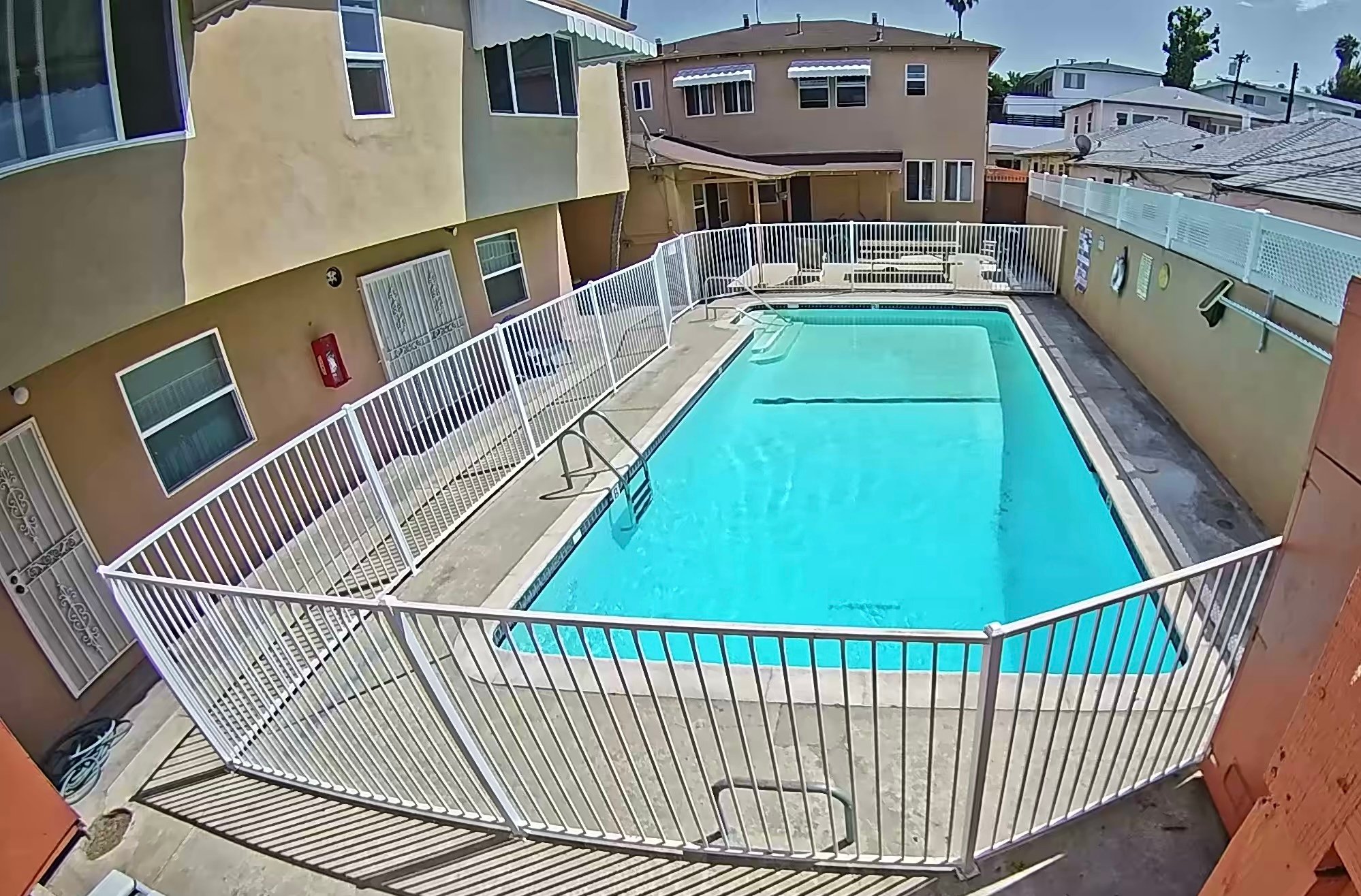 Inglewood Apartment: 918 N Market St