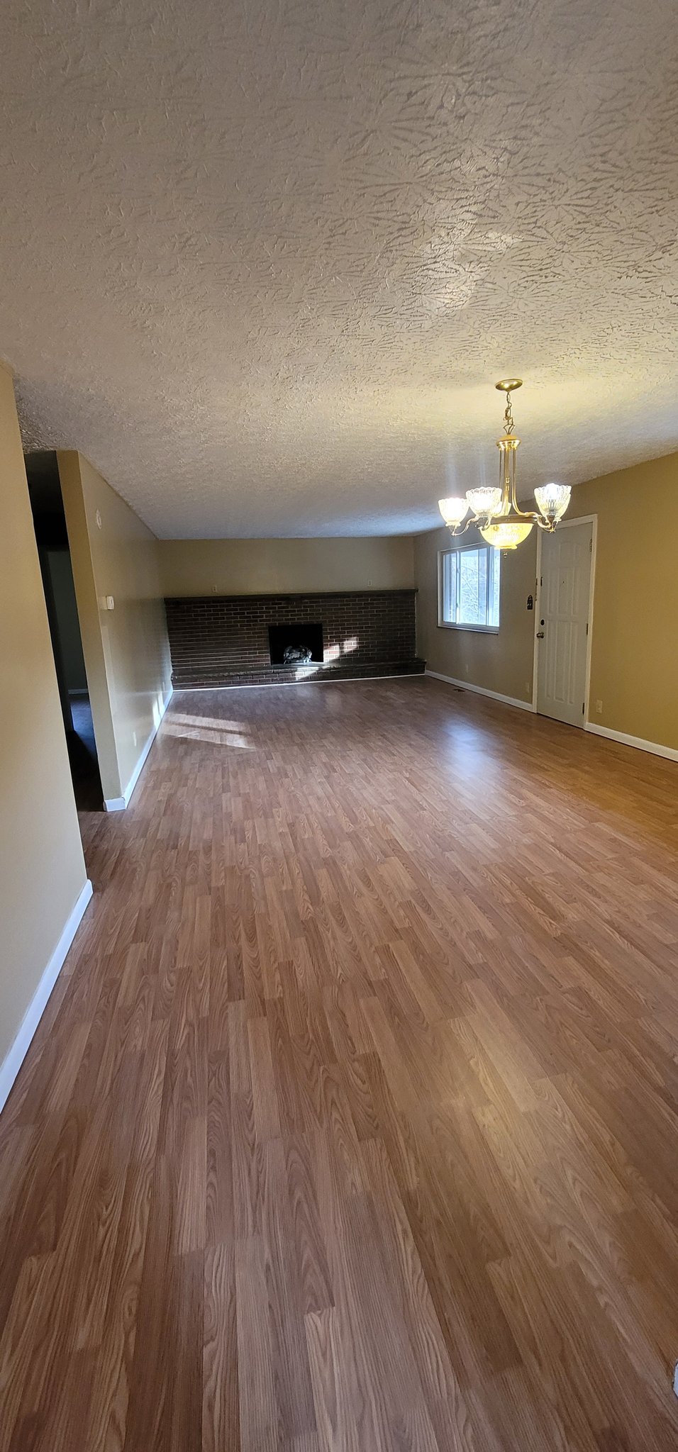 South Charleston House: 1018 willow drive