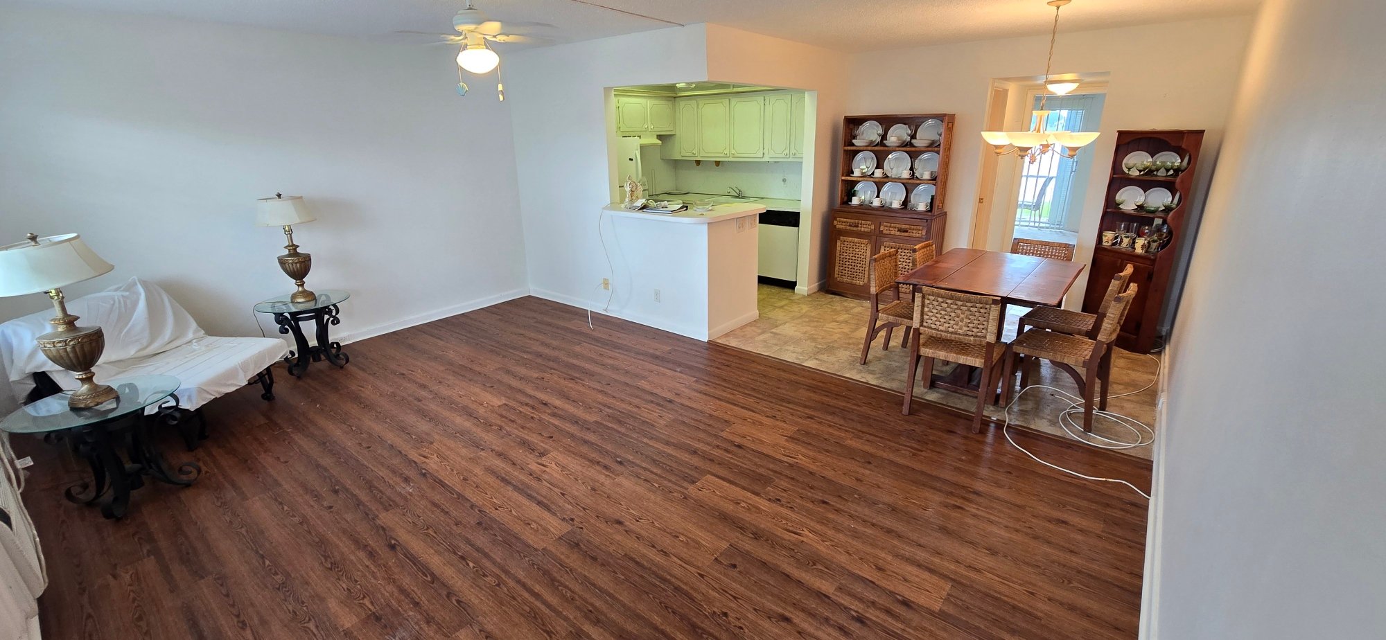 West palm beach Condo: 358 chatham R