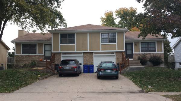 Olathe Townhome: 1726 W Prairie Street