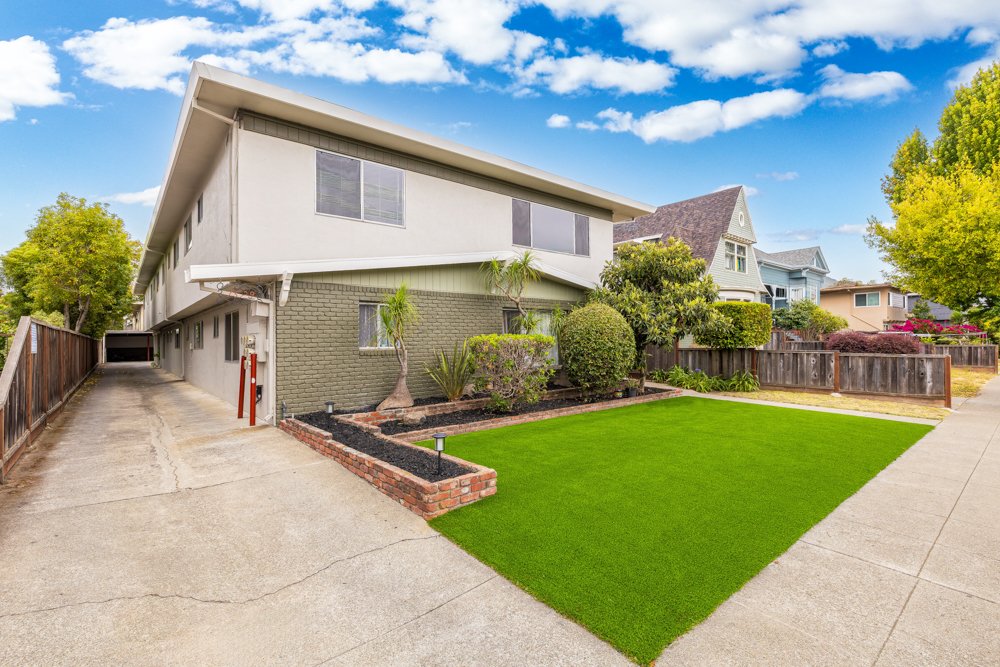 Alameda Apartment: 1529 Saint Charles