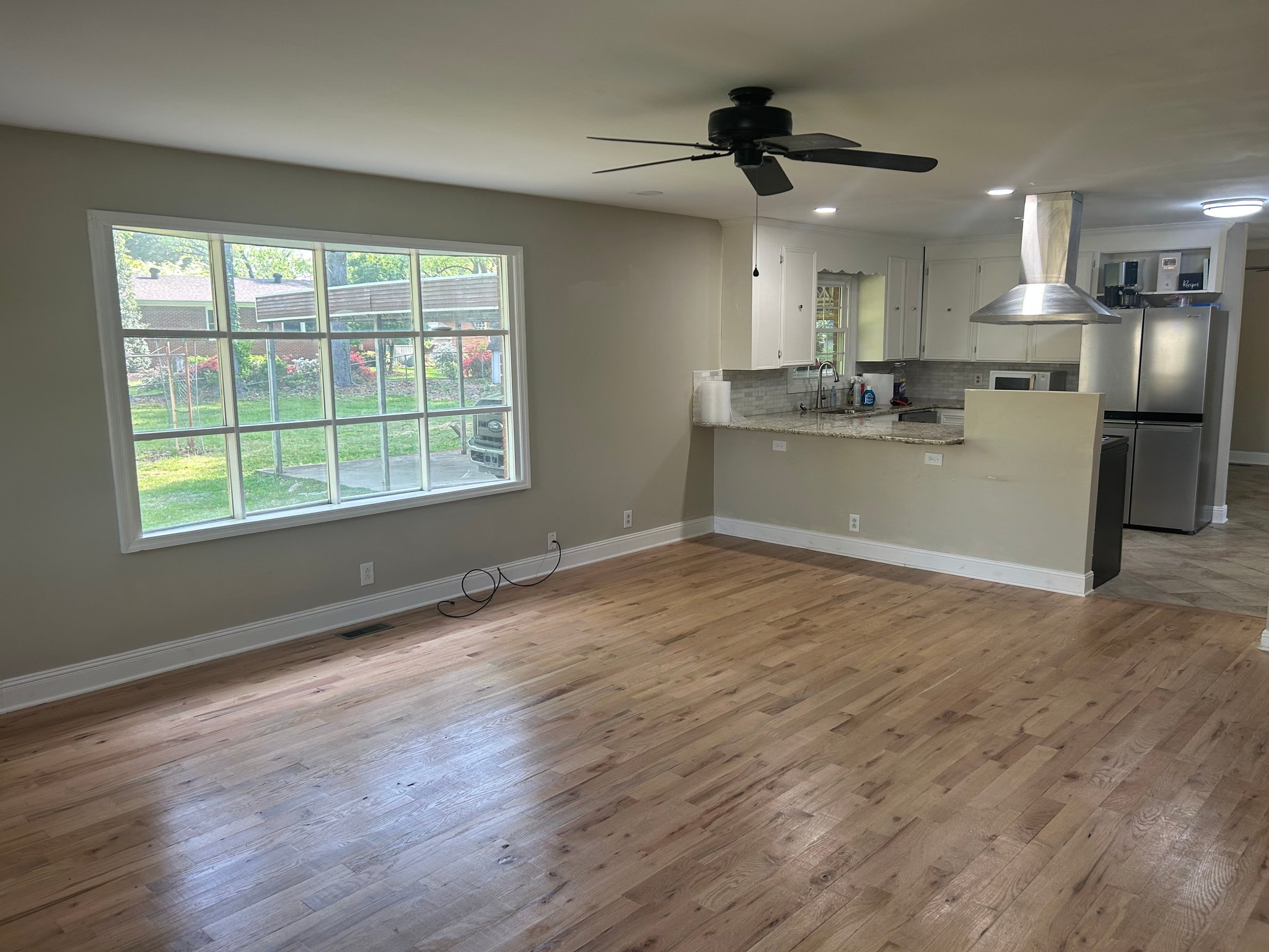 Murfreesboro House: 403 E Northfield