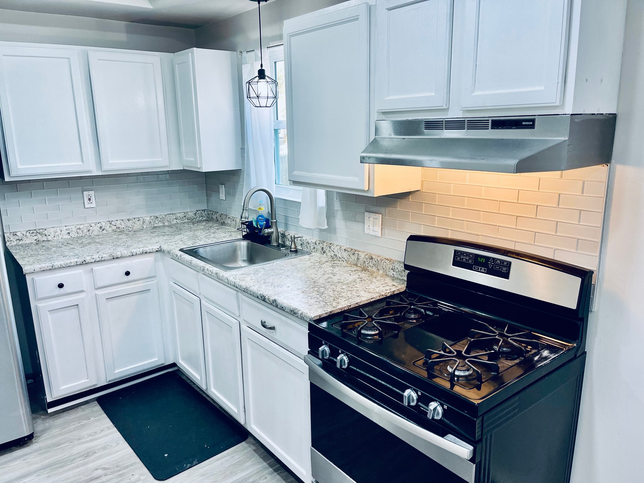 Taunton Apartment: 62 E Water St