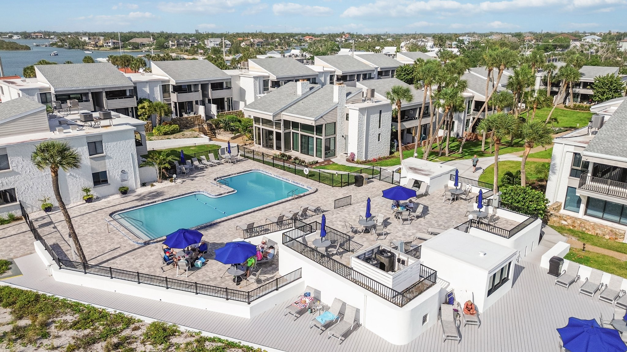 Venice Condo: 1555 Tarpon Center Dr