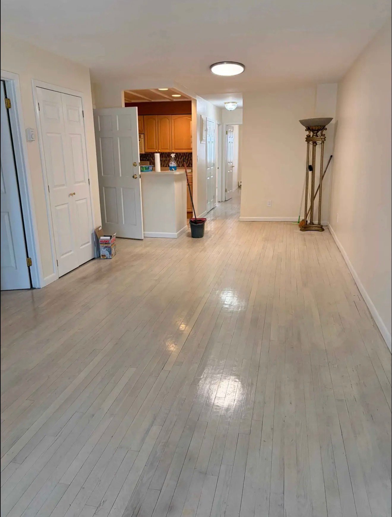 Corona Townhome: 51-22 111th Street