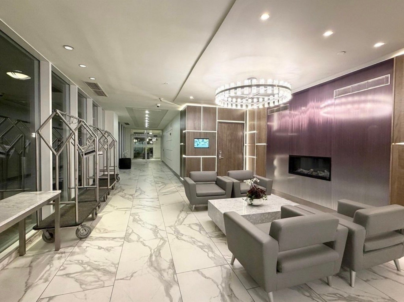 Cambridge Condo: 10 Museum Way