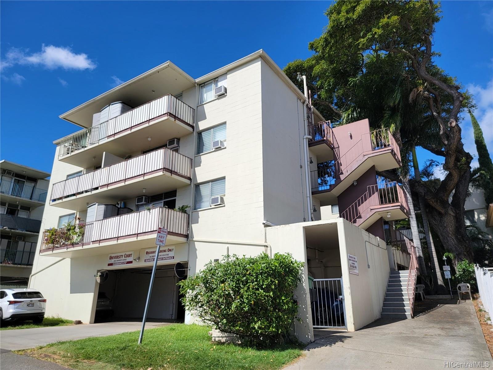 Honolulu Condo: 1914 University Avenue