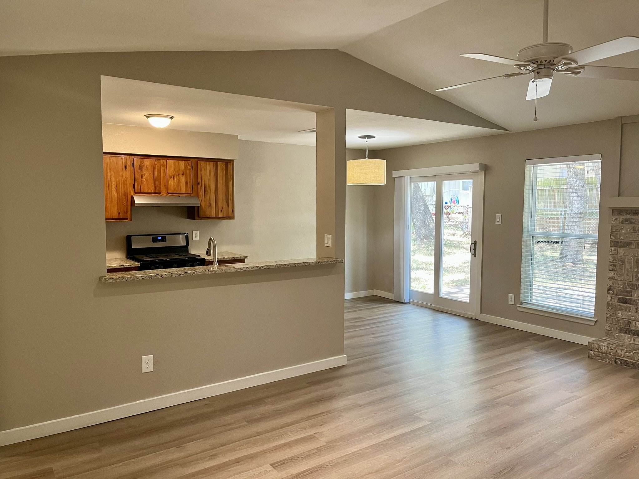 Austin Multiplex: 4501 Dorsett Oaks Circle