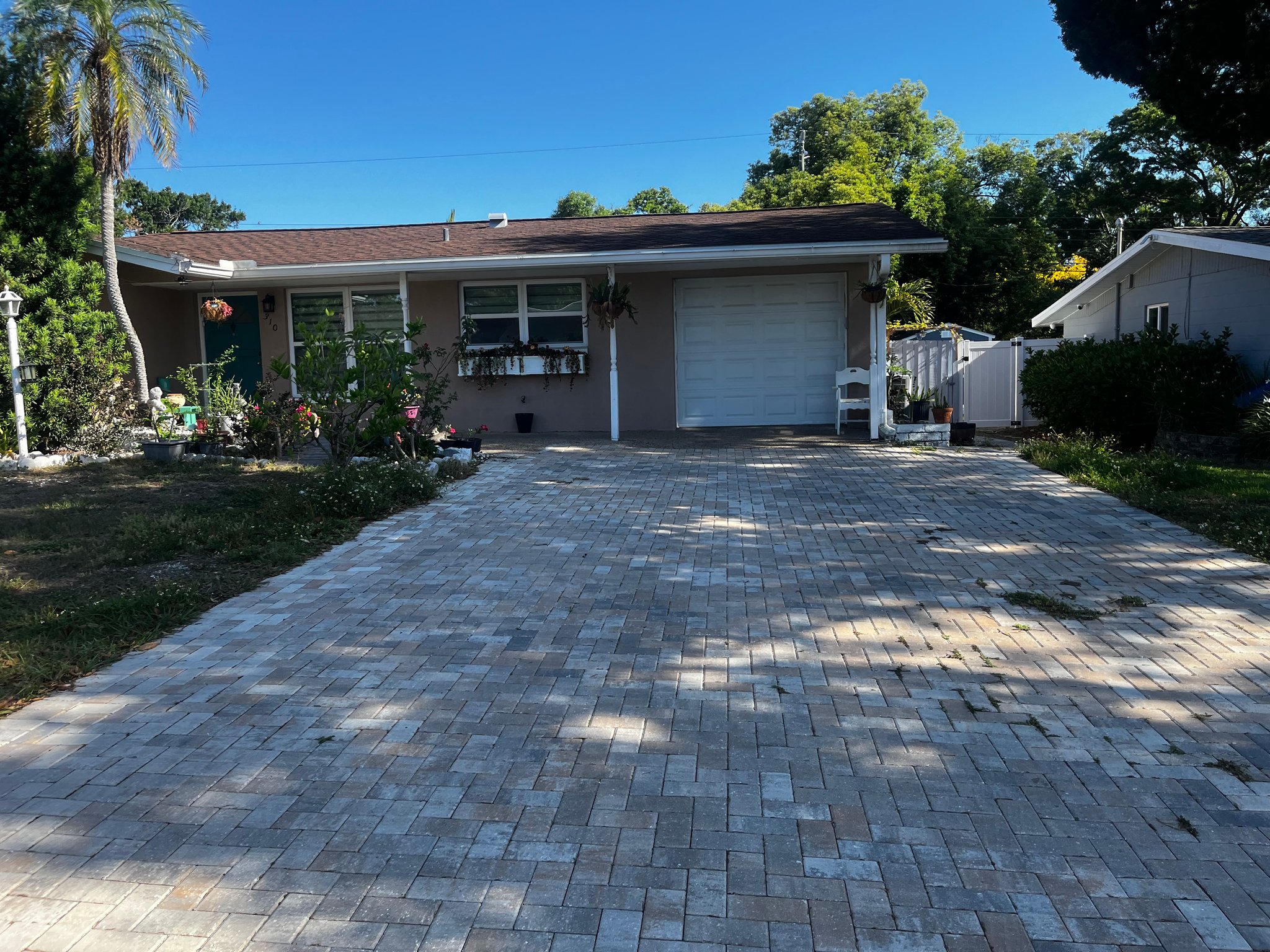Largo House: 310 15th ave sw largo FL 33770