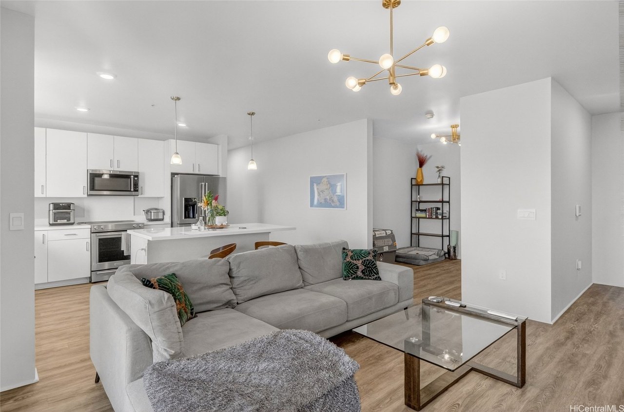 Ewa Beach Condo: 91-3641 Iwikuamoo St