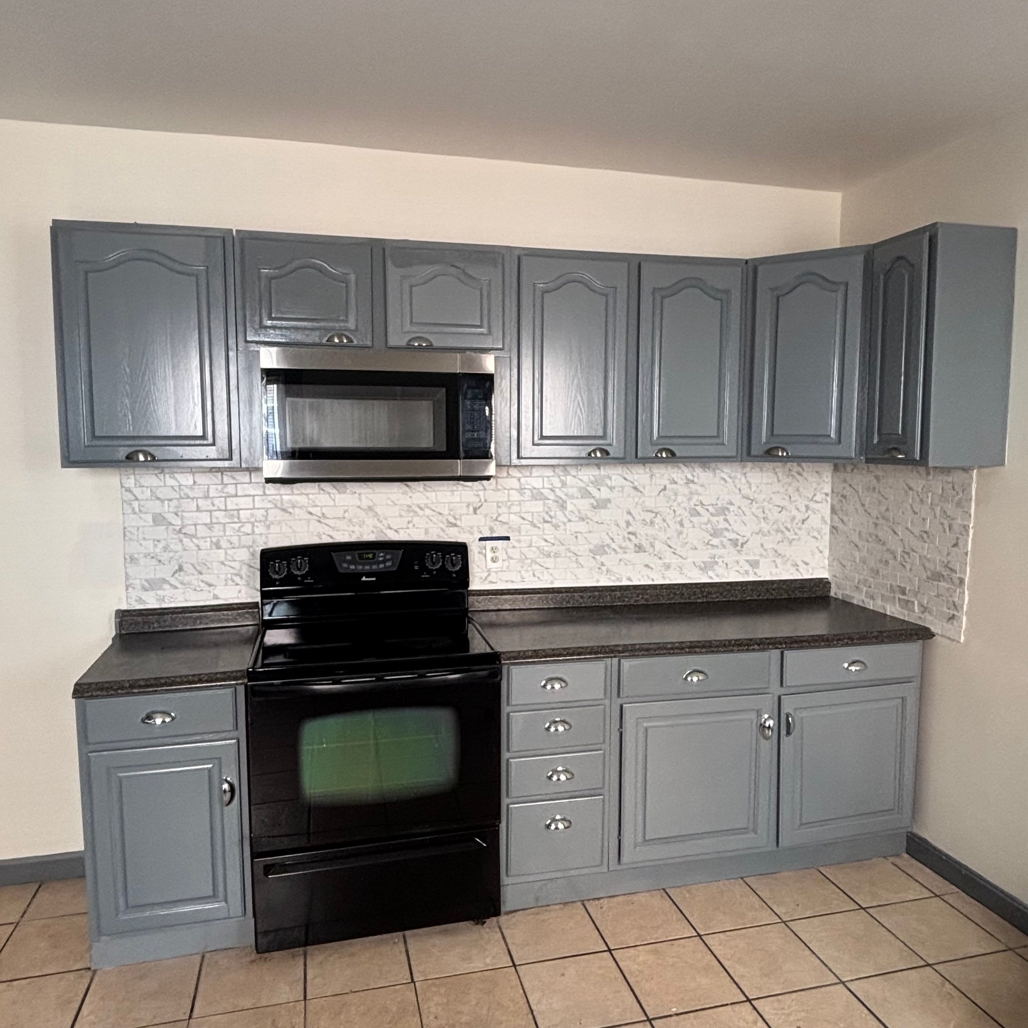 Dorchester Apartment: 19 TOPLIFF ST