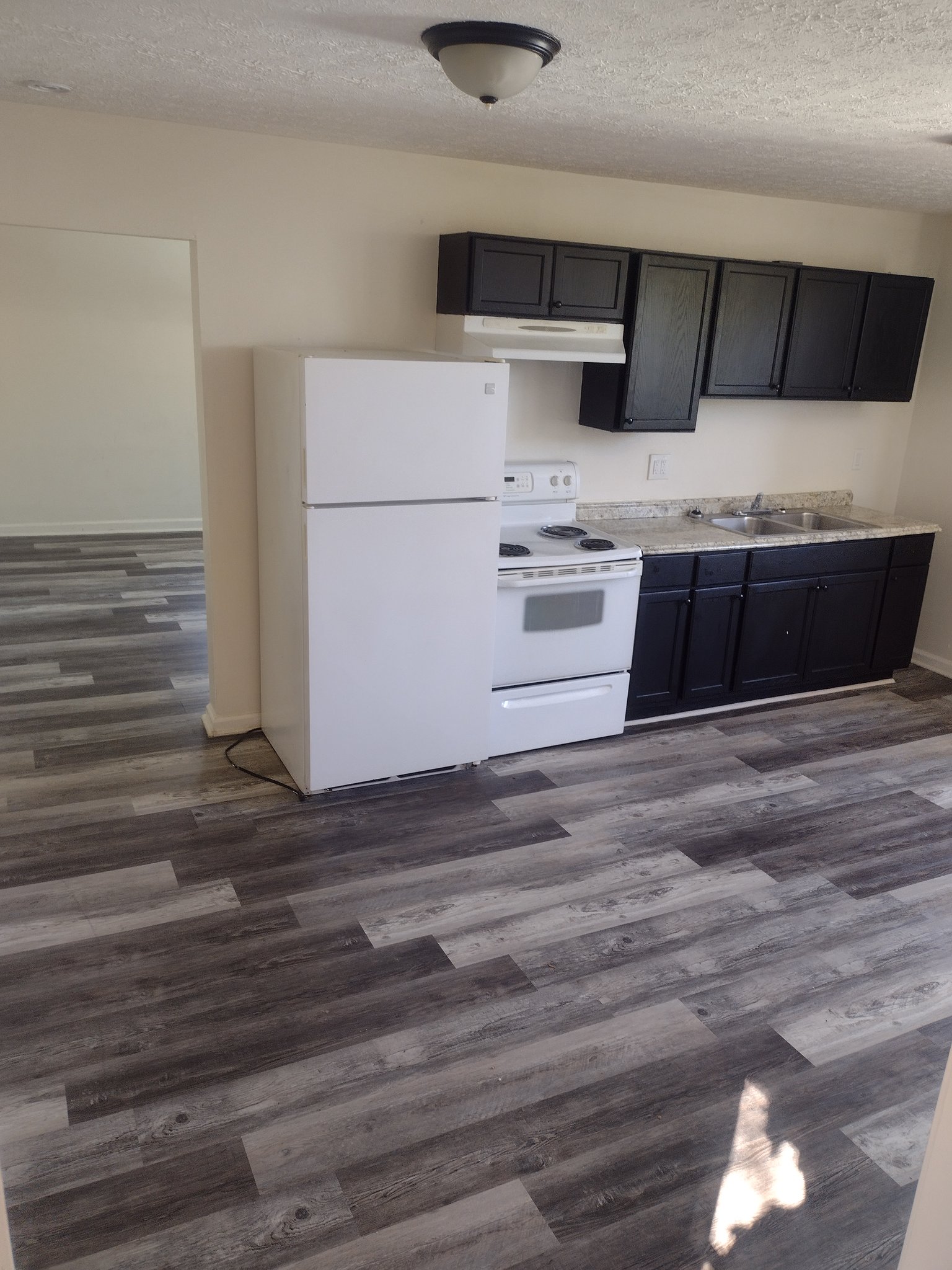 Cincinnati Apartment: 2556 Beekman street