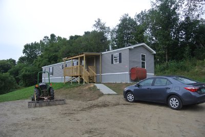 South Royalton House: 222 Moses Ln