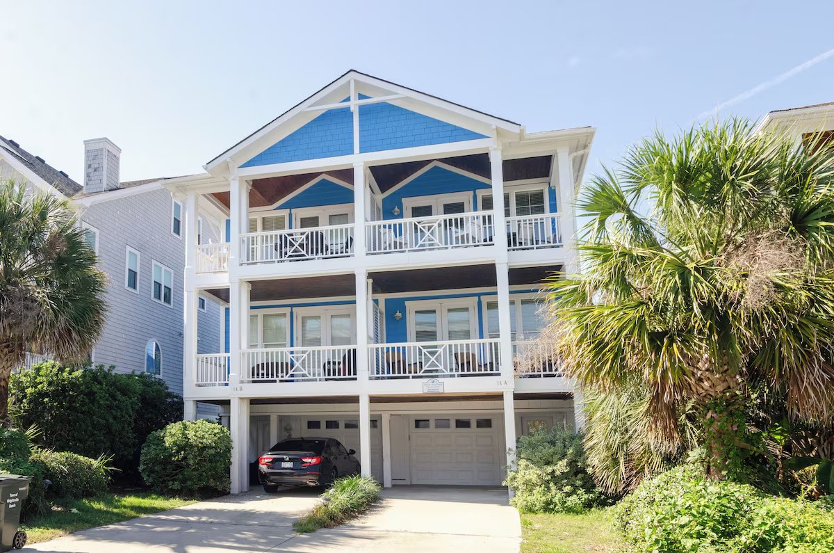 Wrightesville Beach Townhome: 14A E Greensboro Street