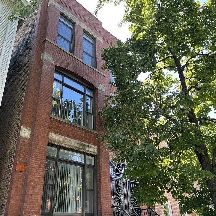 Chicago Multiplex: 1227 W Ohio St