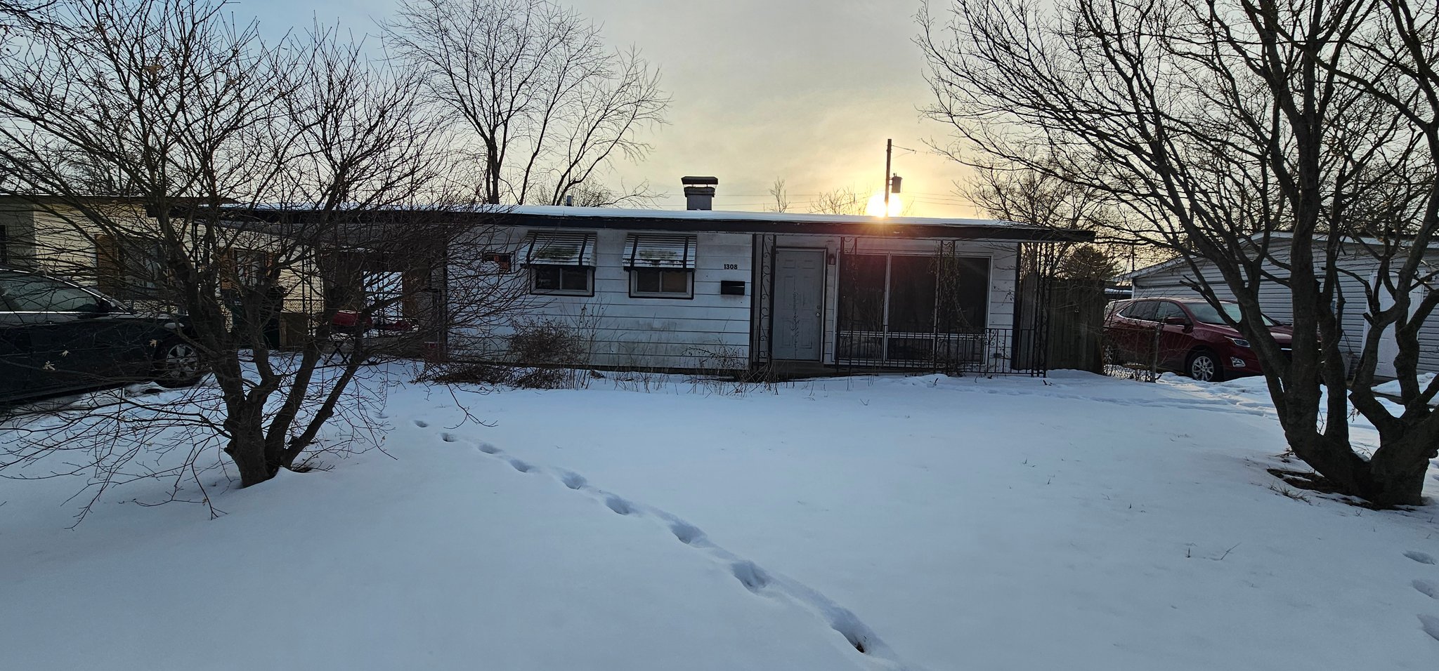 Cahokia House: 1308 Saint Stephens Dr