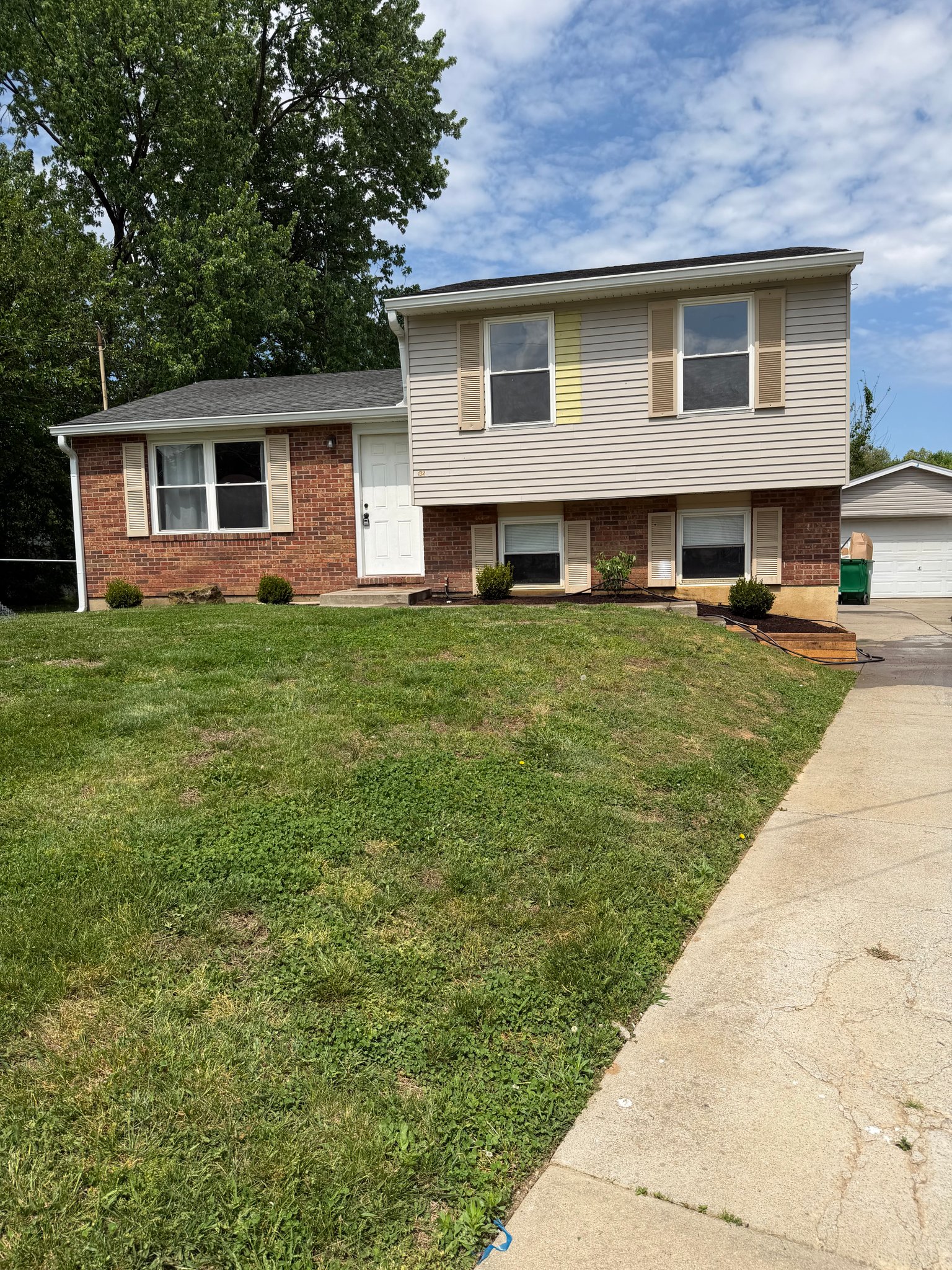 Louisville Other: 132 Saguaro Ct