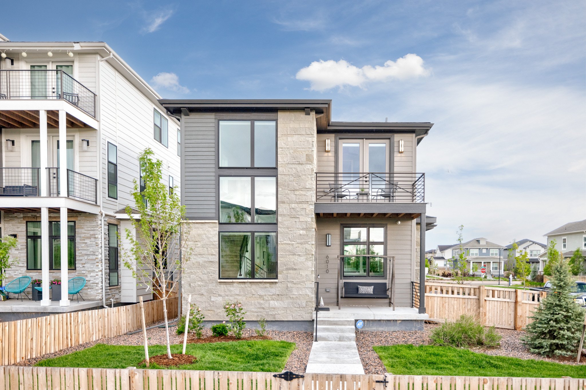 Aurora House: 6010 N Perth St