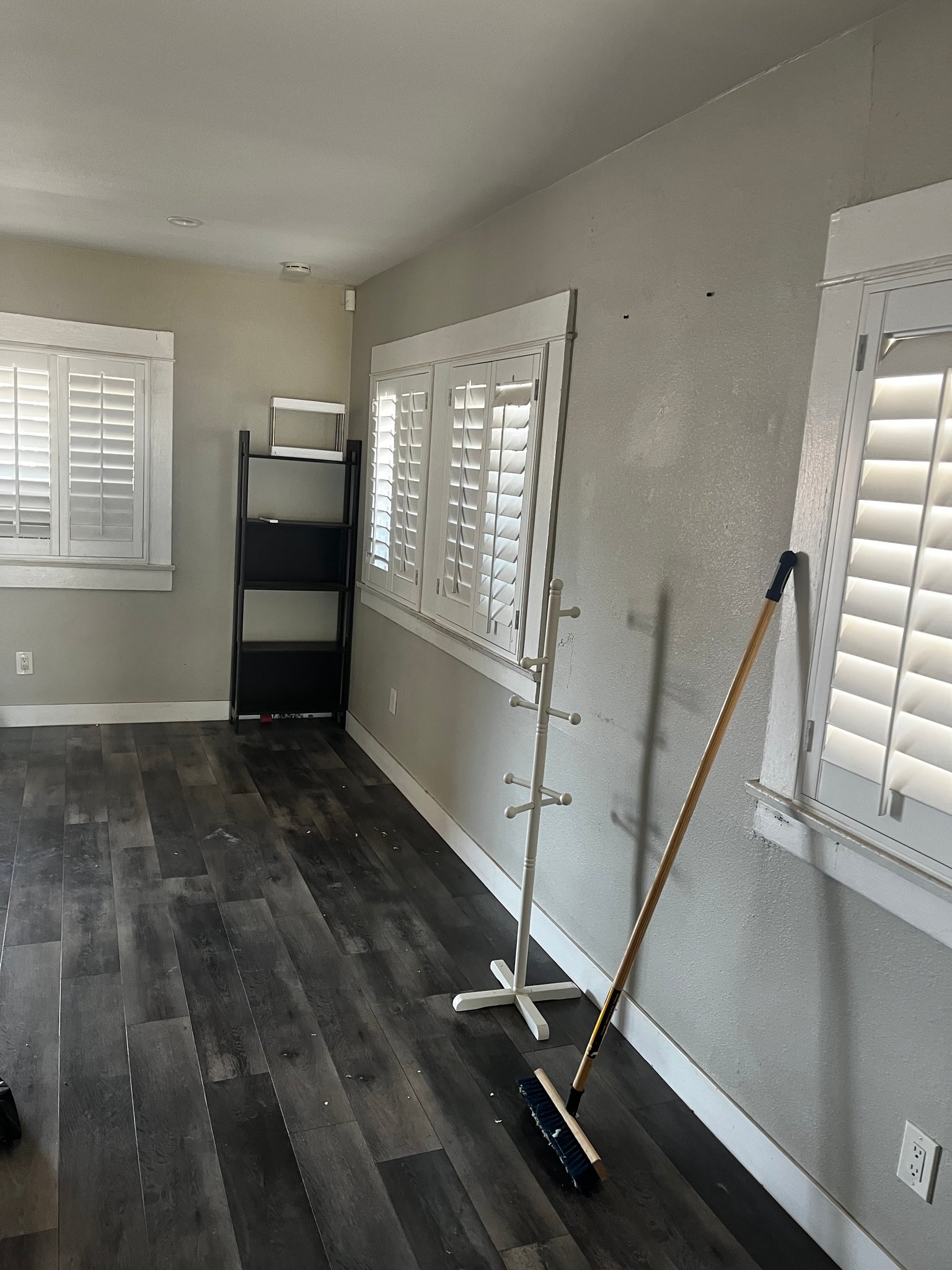 San Bernardino House: 2501 N Sierra Way