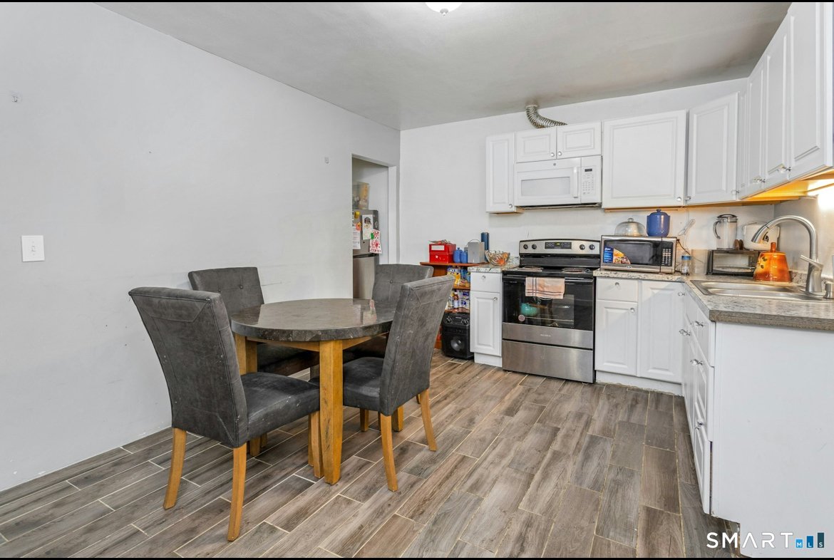 danbury Multiplex: 18 Grandview Avenue