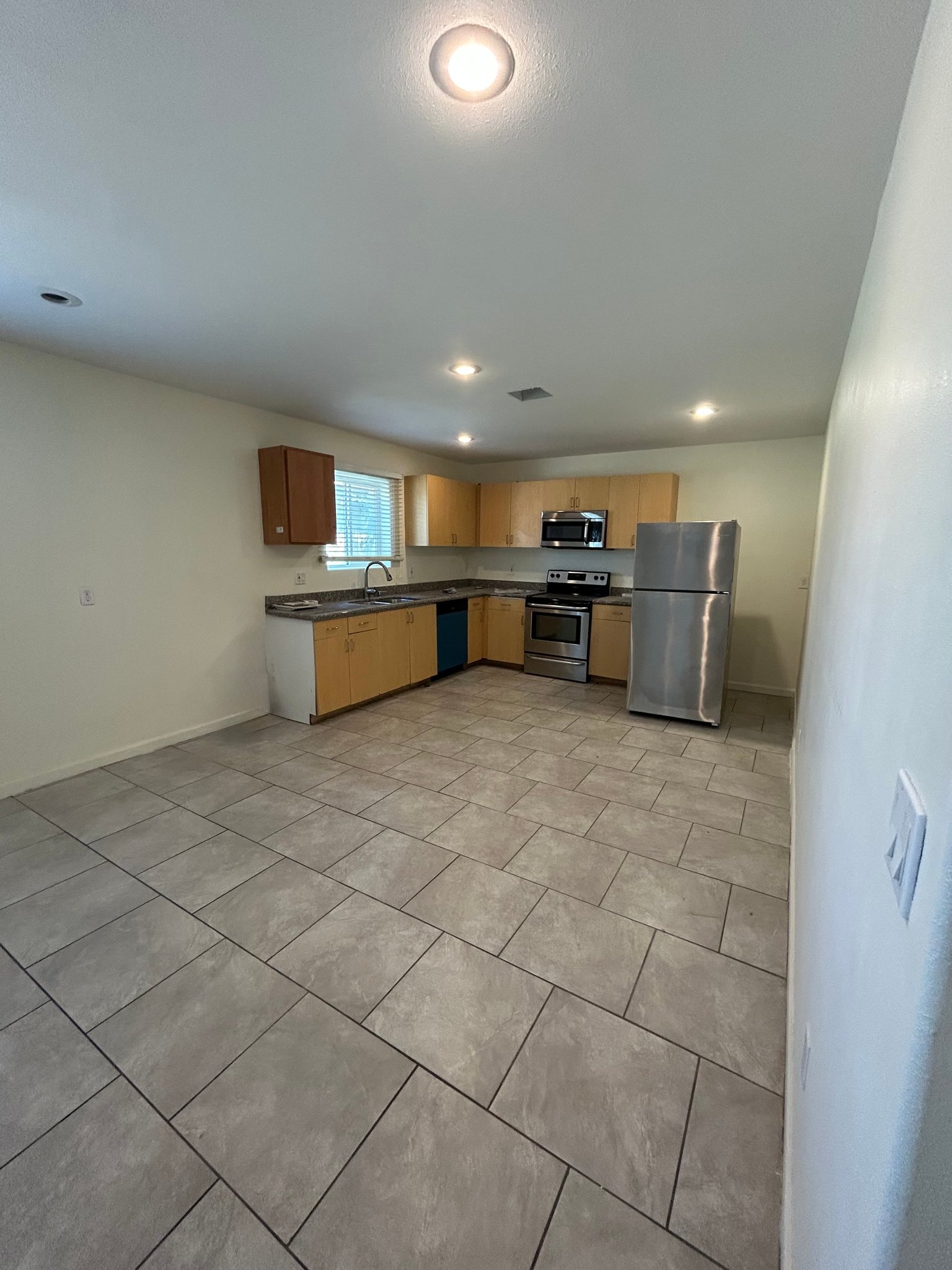 Phoenix Multiplex: 2828 E Chipman Rd