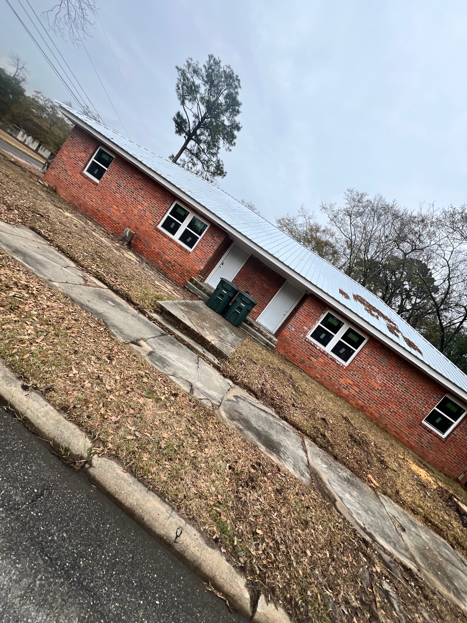 Dothan Multiplex: 626 Catalpa Ave